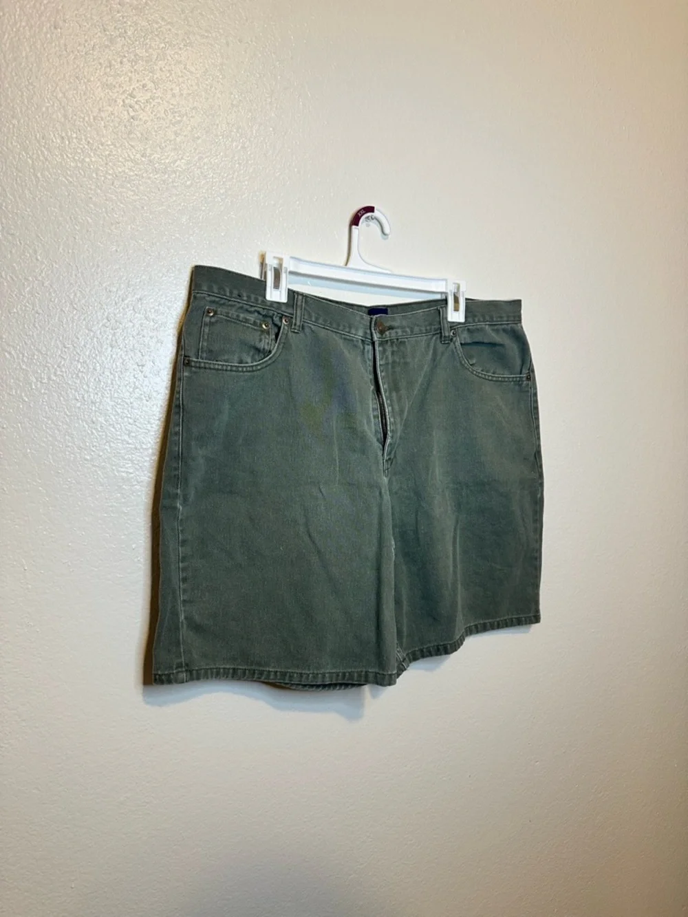 Basic Editions Olive Green Denim-Style Men's Shorts